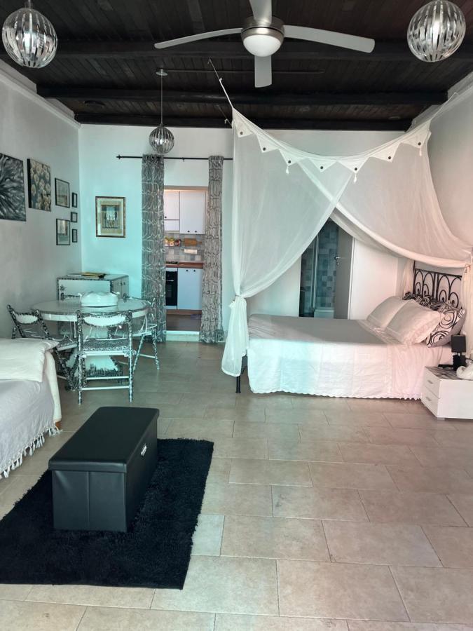 Studio S Santa Teresa Gallura Exterior foto
